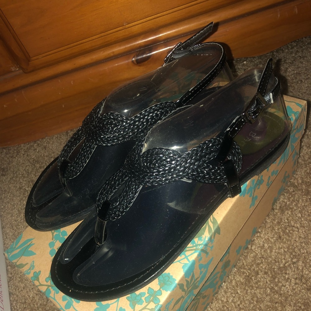 NEW!! Braided black sandals